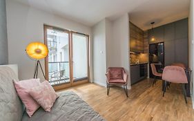 Studio Starowiejska